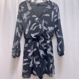 Express romper size S